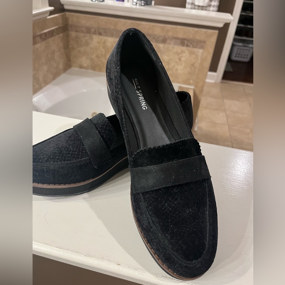 Call It Spring suede loafer size 8 1/2